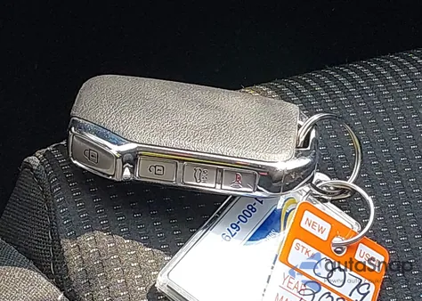 2021 Kia Forte Lxs z USA, uszkodzony, nr VIN 3KPF24AD5ME384836